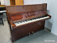 Пианино из Чехии