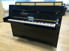 Пианино "Yamaha"